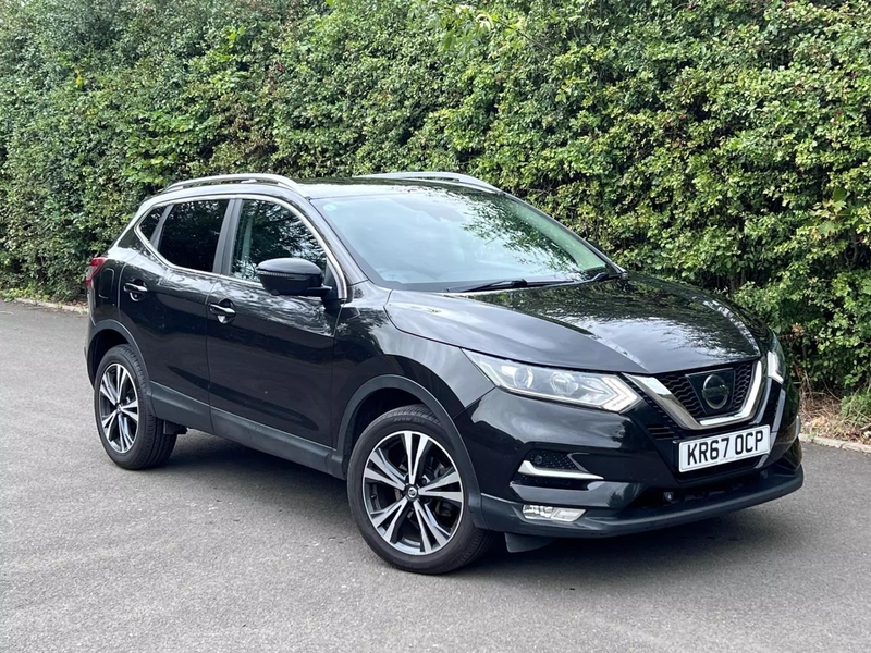 Nissan Qashqai 1.5 dCi N-Connecta in Dewsbury, West Yorkshire 