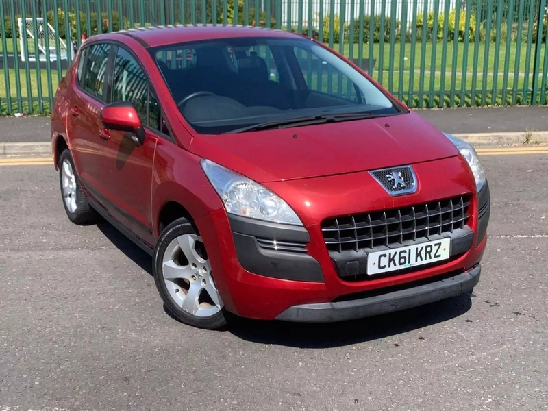 Peugeot 3008 1.6 HDi Active in Oldham, Greater Manchester 