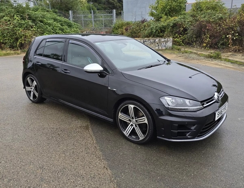 Volkswagen Golf R 4motion mk 7 in Barnsley, South Yorkshire 