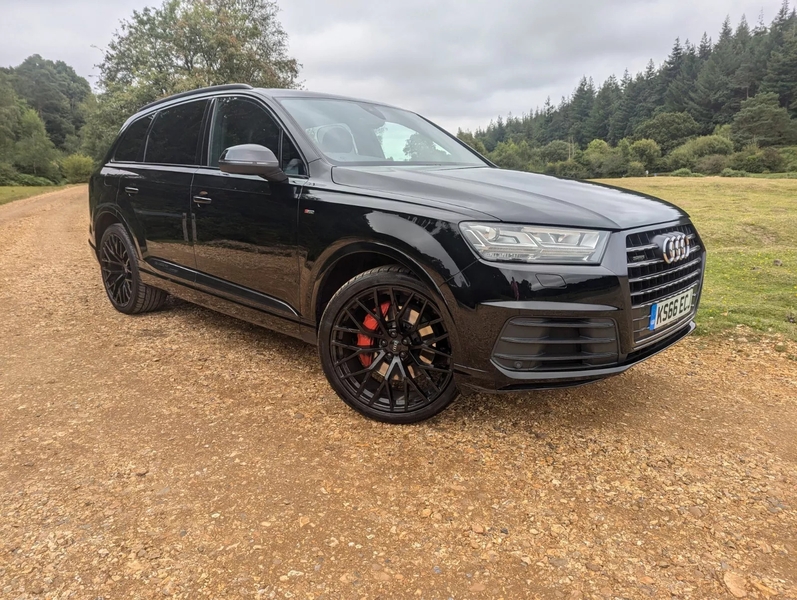 Audi Q7 3.0 TDI V6 S line Tiptronic Quattro Euro 6 in Ringwood, Hampshire 